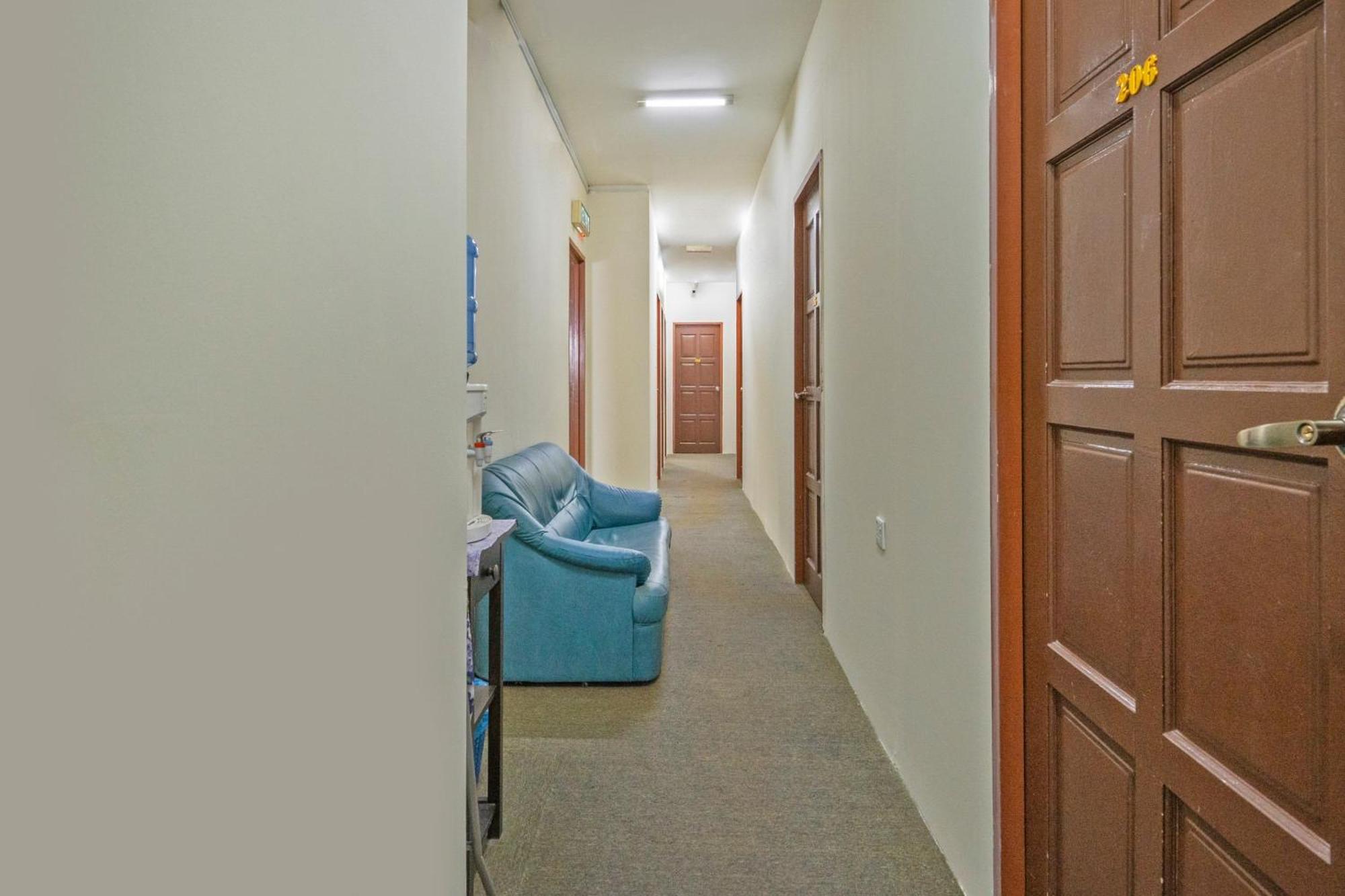 Sz Hotel Lumut Bagian luar foto